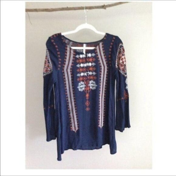 MONORENO Navy Embroidered Tunic - Picture 5 of 9